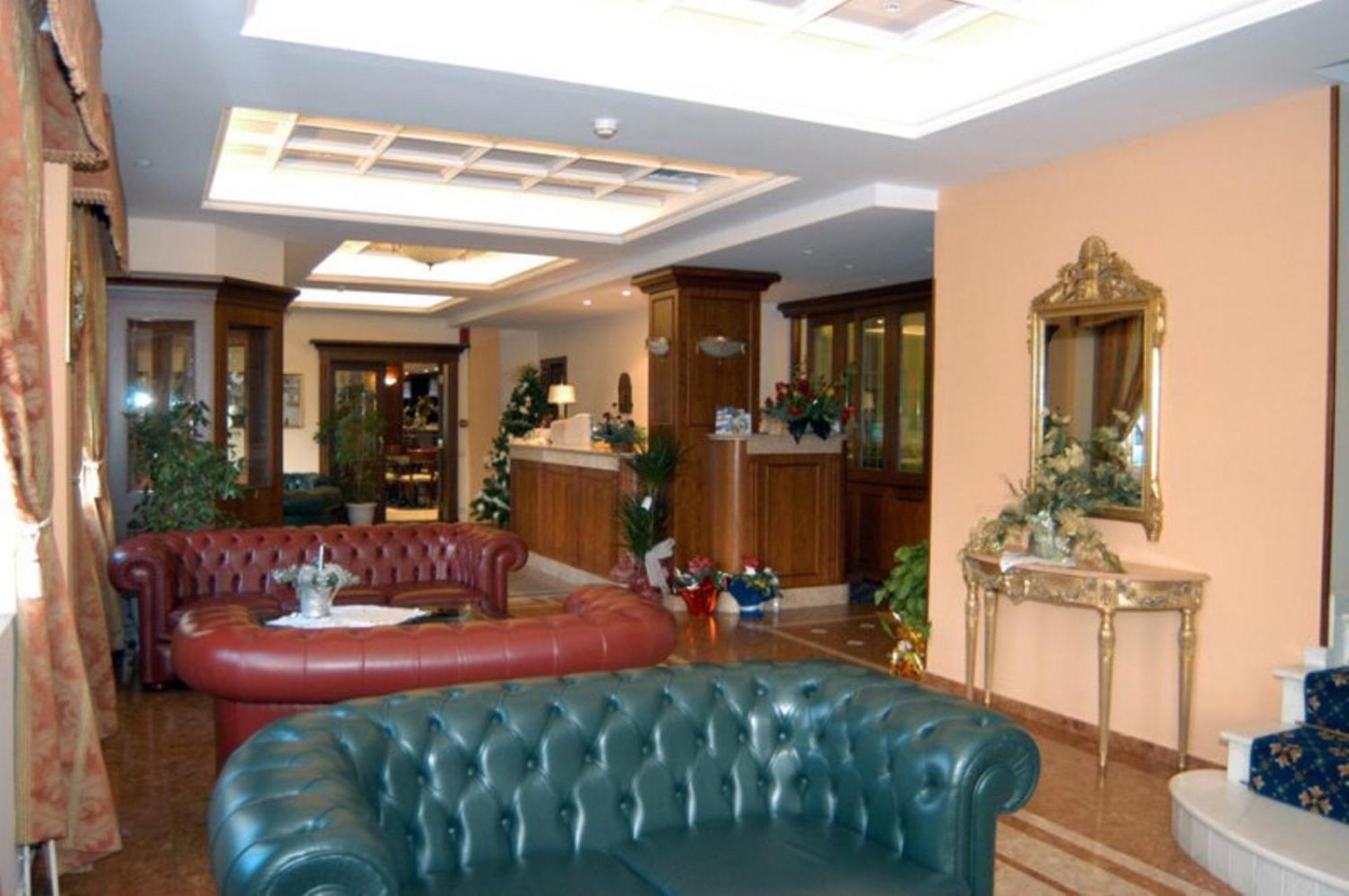 Hotel Kastoria In Kastoria City Екстериор снимка