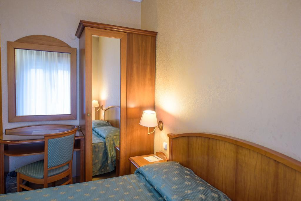 Hotel Kastoria In Kastoria City Екстериор снимка