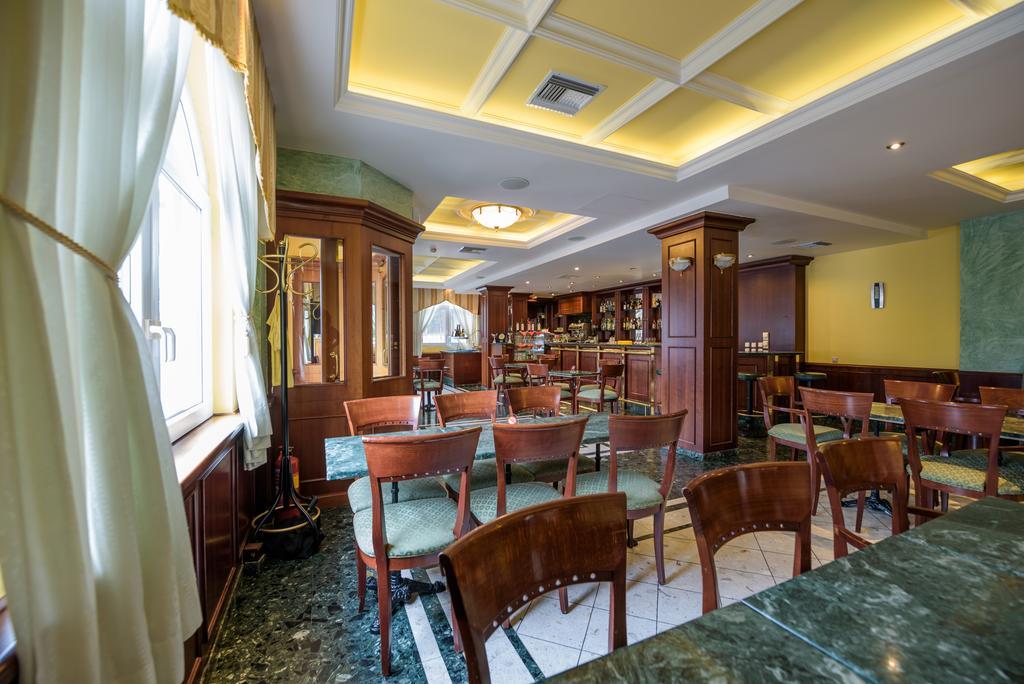 Hotel Kastoria In Kastoria City Екстериор снимка