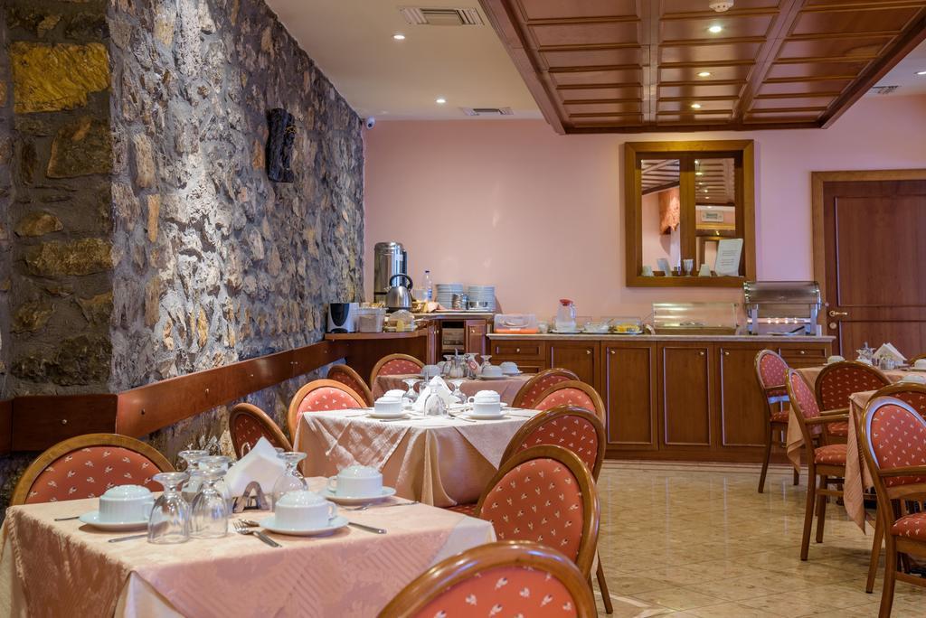 Hotel Kastoria In Kastoria City Екстериор снимка